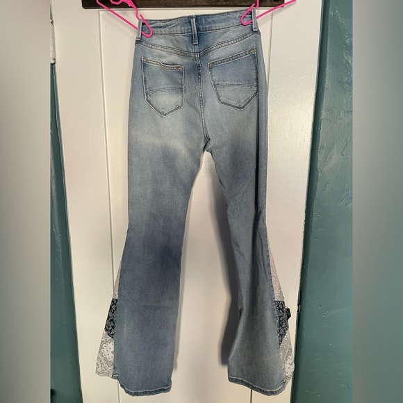 Driftwood x Free People Farrah Patchwork Flare Jeans Sz 27 NWT Bandana Fabric - Picture 3 of 15